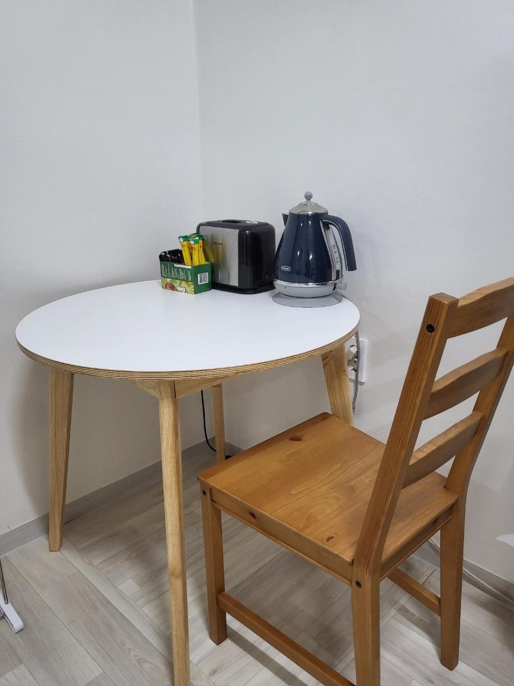 Apartment Bunyoung House *